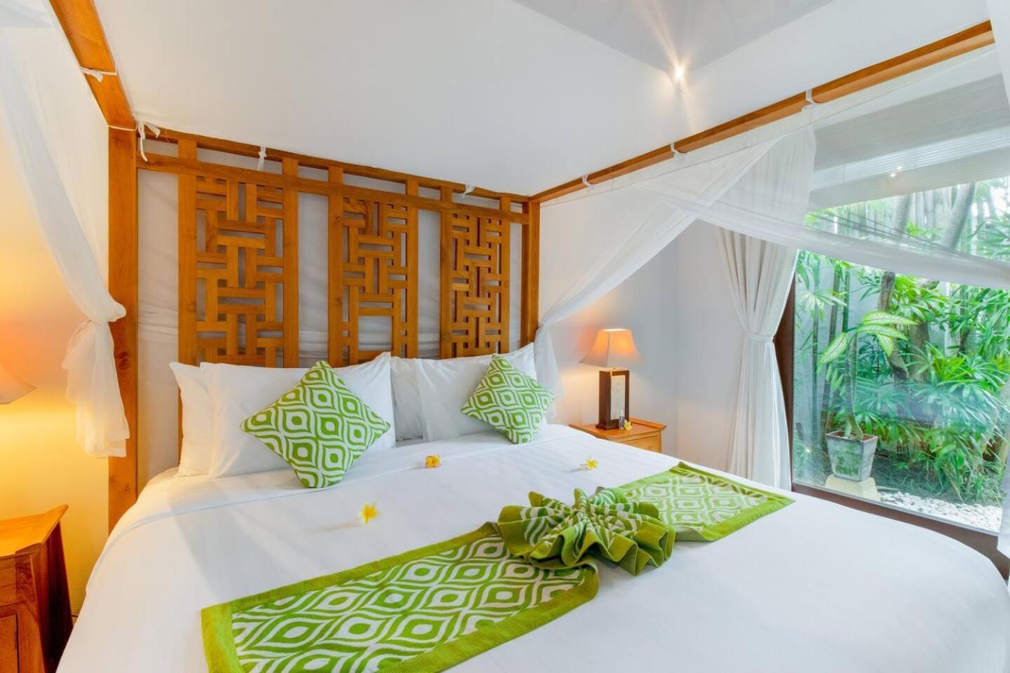 Heart Of Seminyak, 2Br, Sleeps 4, Walk To Bintangヴィラ エクステリア 写真