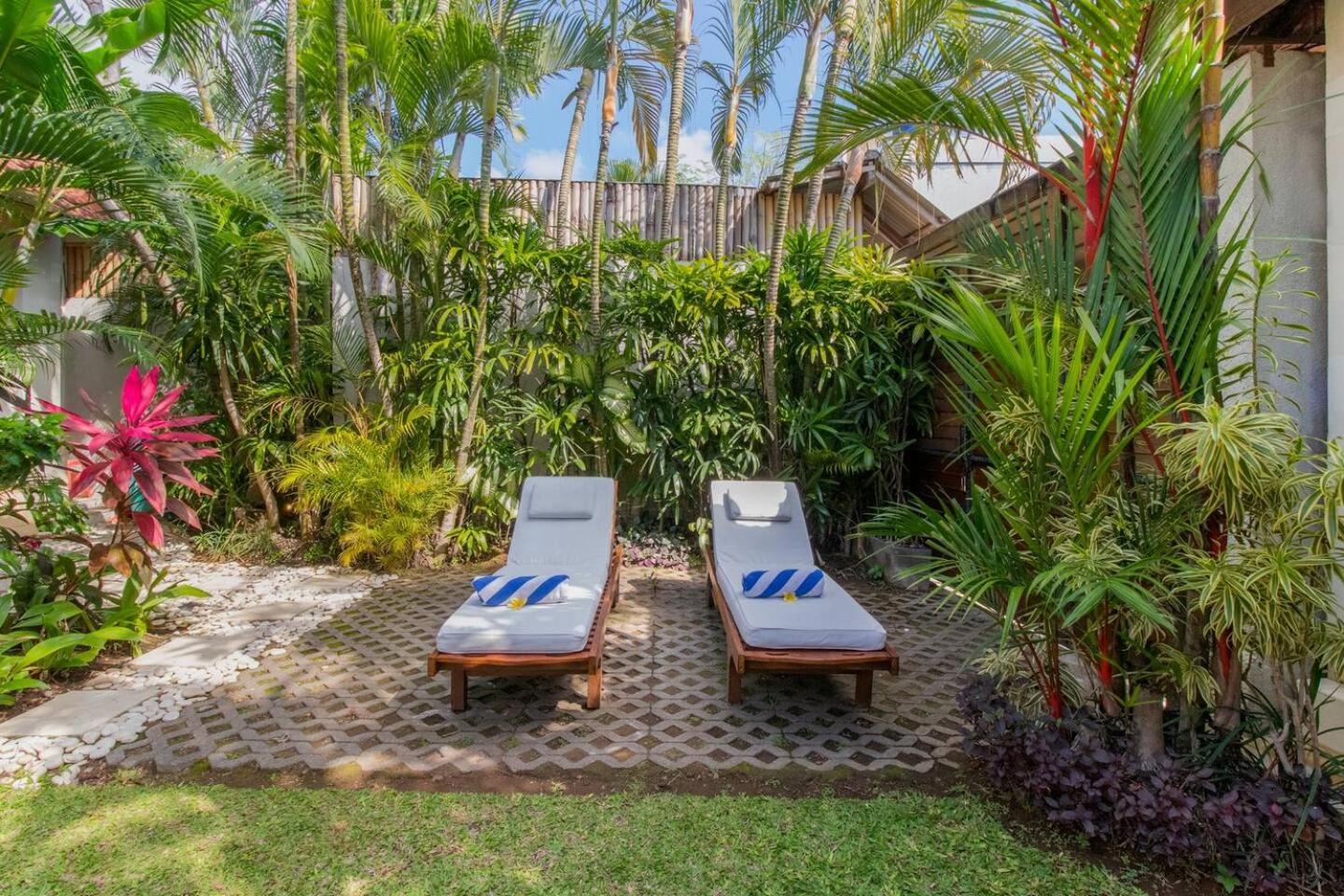 Heart Of Seminyak, 2Br, Sleeps 4, Walk To Bintangヴィラ エクステリア 写真
